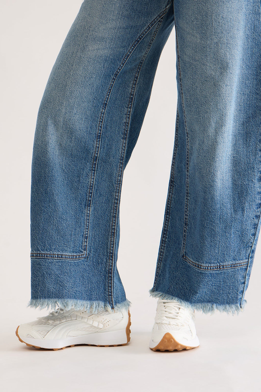 Kelsol Ruffle Sneakers - White