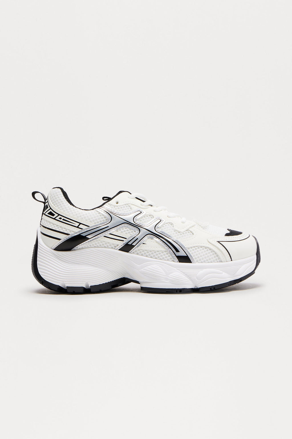 Extra Mile Platform Sneakers - Black/White